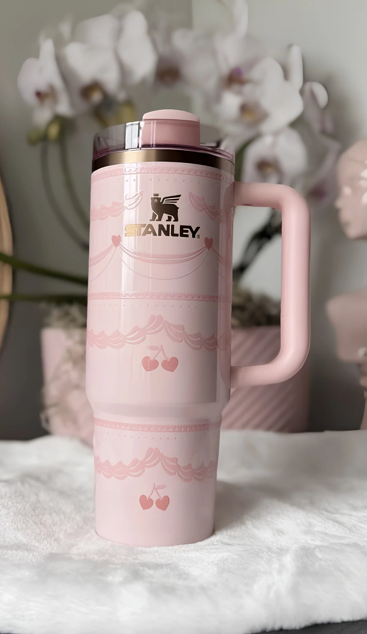 The Valentine’s Day Quencher H2.0 Flowstate™ Tumbler | 40 OZ