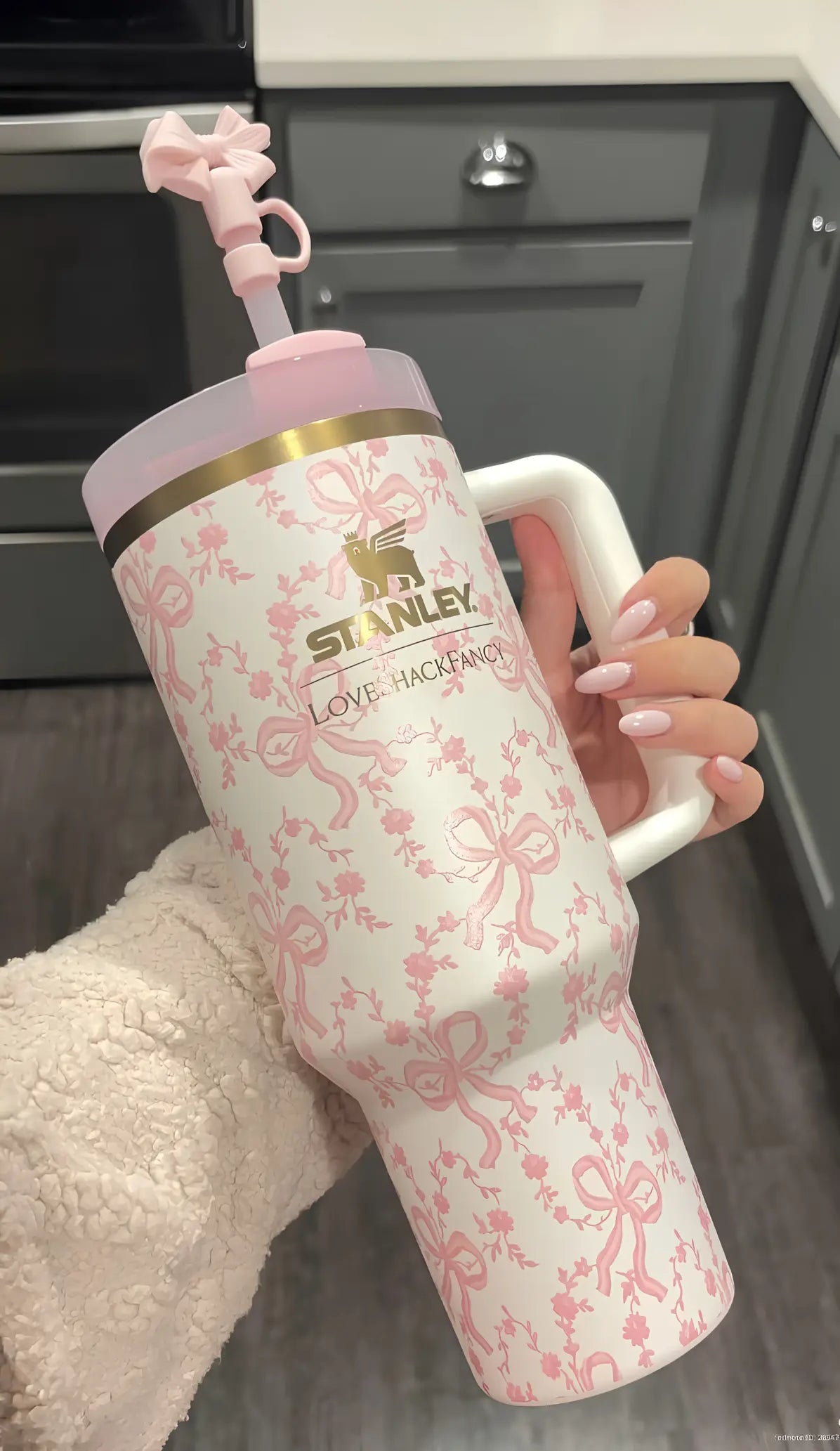 40-OZ Stanley x LoveShackFancy H2.0 FlowState Tumbler | Original
